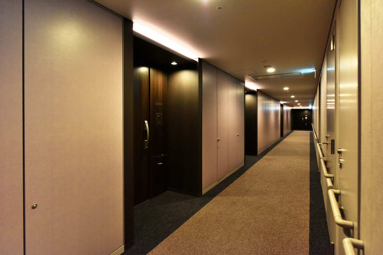 ホテルライクな内廊下設計。