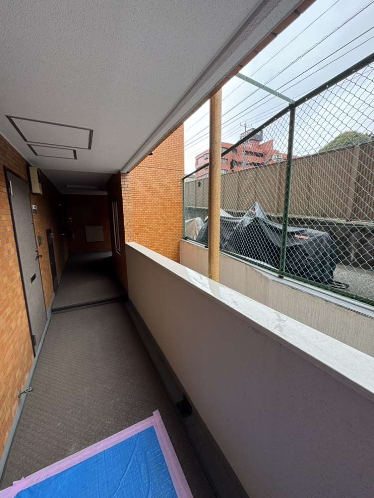 【廊下】2026年5月にリノベーション完了予定。食器洗乾燥機や浴室換気乾燥機など、充実した設備が搭載されています。