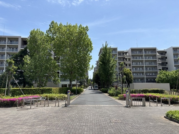 みどり豊かな敷地内