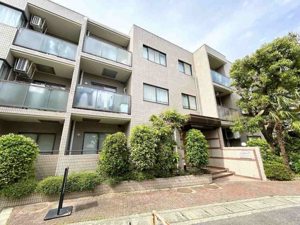 オートロック付きで防犯面も安心