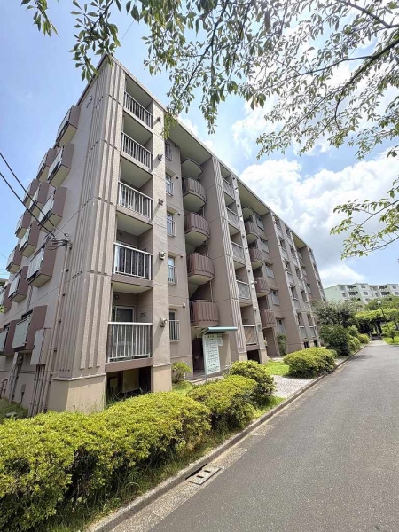 総戸数の多いマンションならではの落ち着いた住環境です。