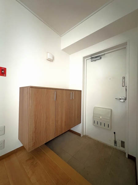 収納を備えた玄関。室内への動線もスムーズです。