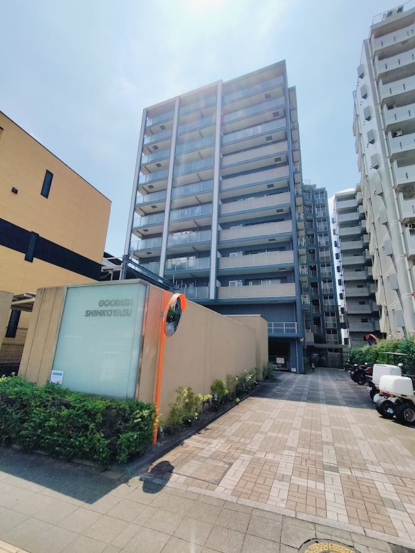 【外観】2路線2駅利用可能！最寄り駅からフラットなアプローチ！大切なペットと一緒に暮らせるマンシ・・・