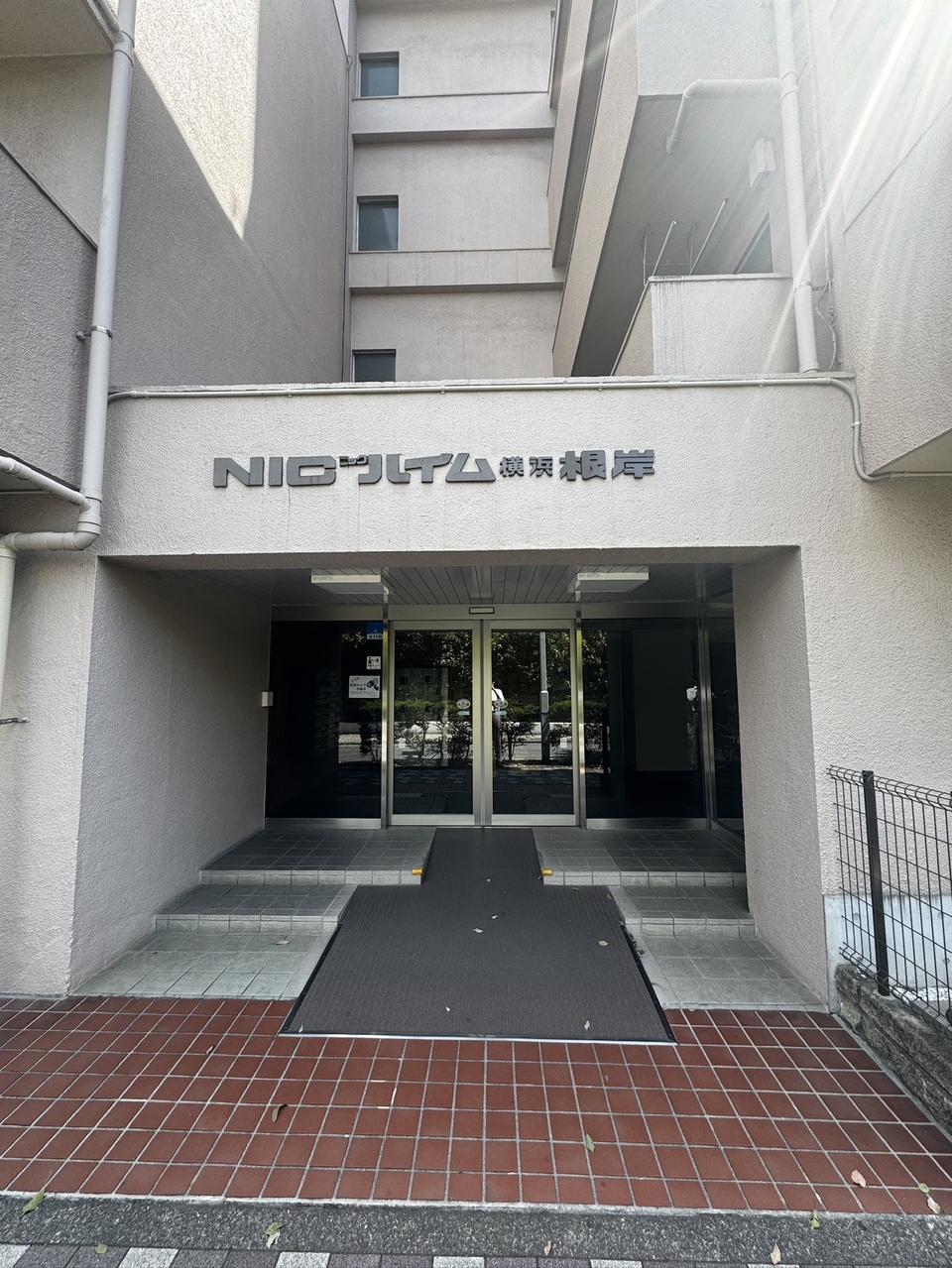 【エントランス】
