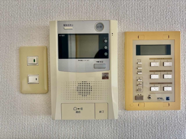 来訪者を確認できる設備です。