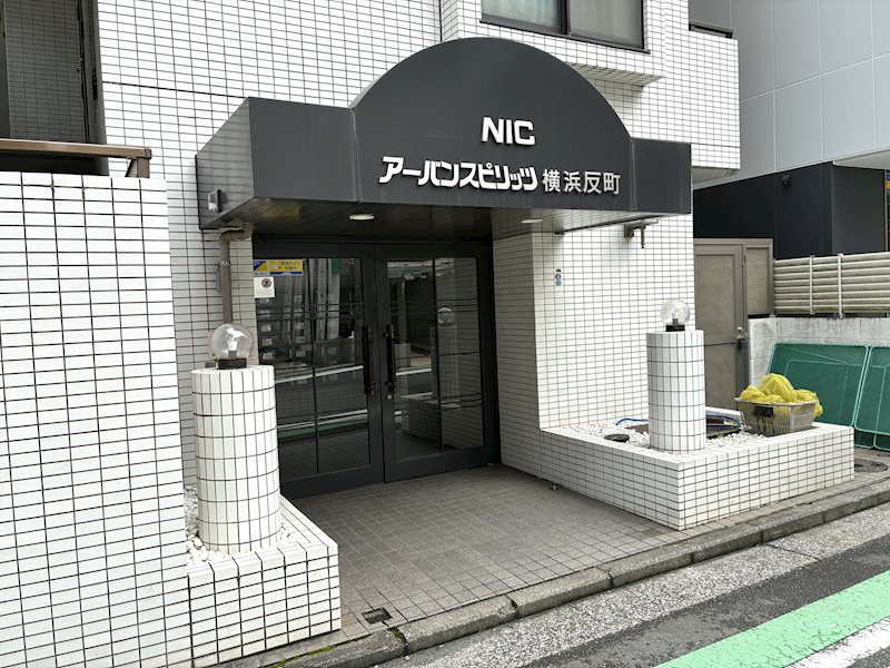 管理が行き届いた清潔感溢れるマンション外観。落ち着いた住環境で、安心・快適な新生活をスタートし・・・