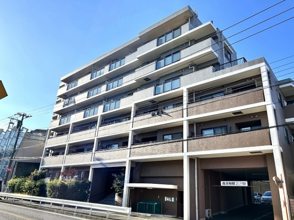 鶴ヶ峰駅まで徒歩約7分！南向きで日当り良好！