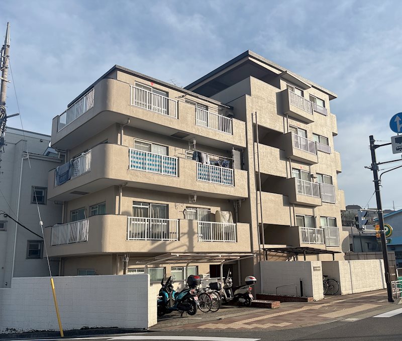 南西角部屋、3階部分につき陽当たり良好！