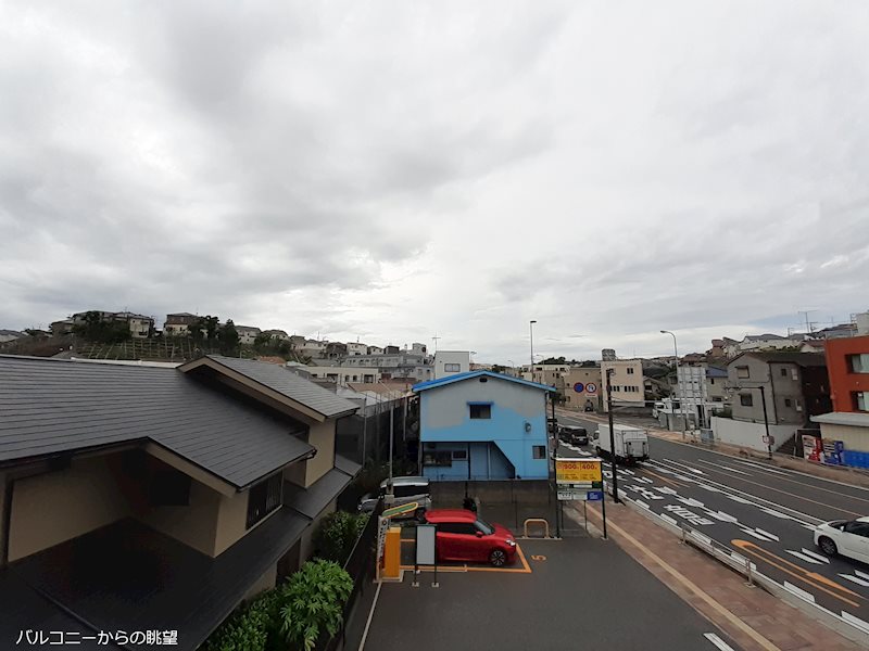 【バルコニーからの眺望】