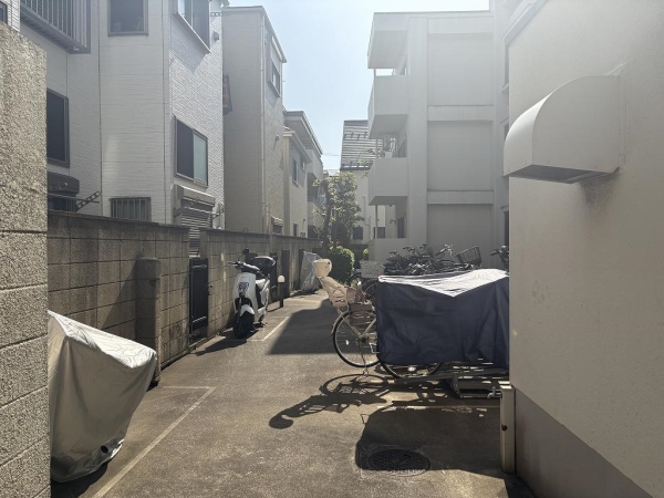 敷地内の駐輪場・バイク置場