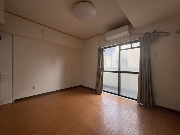 ダイニングにはエアコンを設置（２０２４年製）