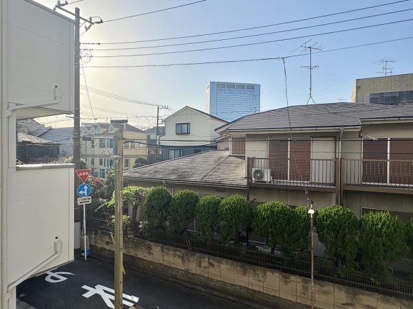 バルコニーからの西側の眺望です。