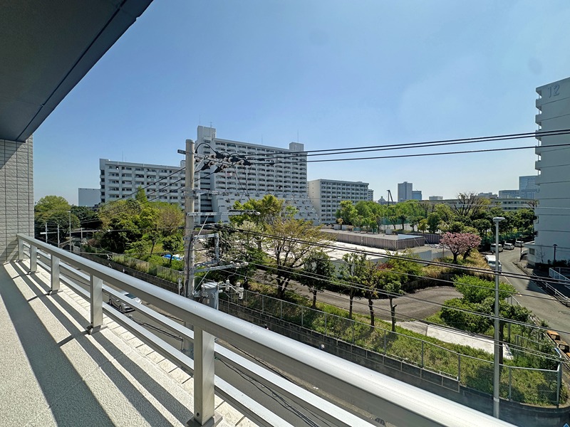 ＜バルコニーからの眺望写真（2026年4月撮影）＞