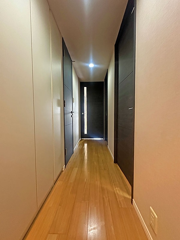 ＜廊下＞空室のつき、いつでもご見学いただけます。お気軽にお問い合わせください。