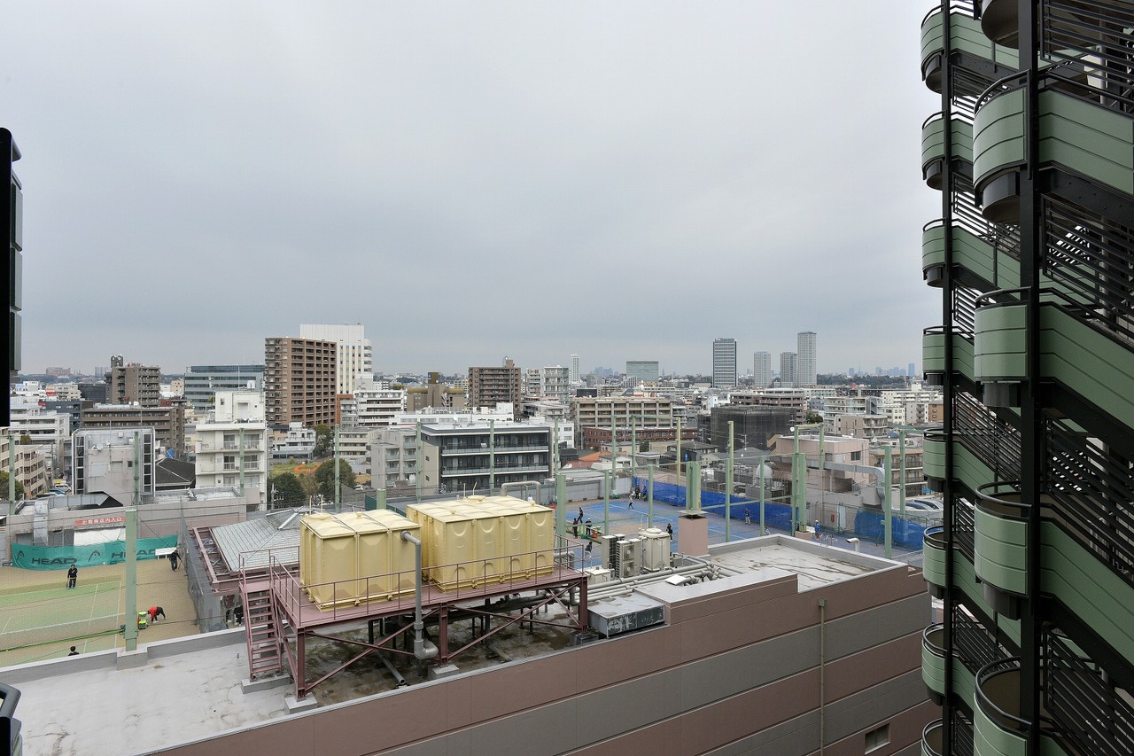 【眺望写真/北側】北側バルコニーからは、二子多摩川の花火大会の花火が望めます。※季節・天候による、また眺望は将来に渡って保証するものではありません。