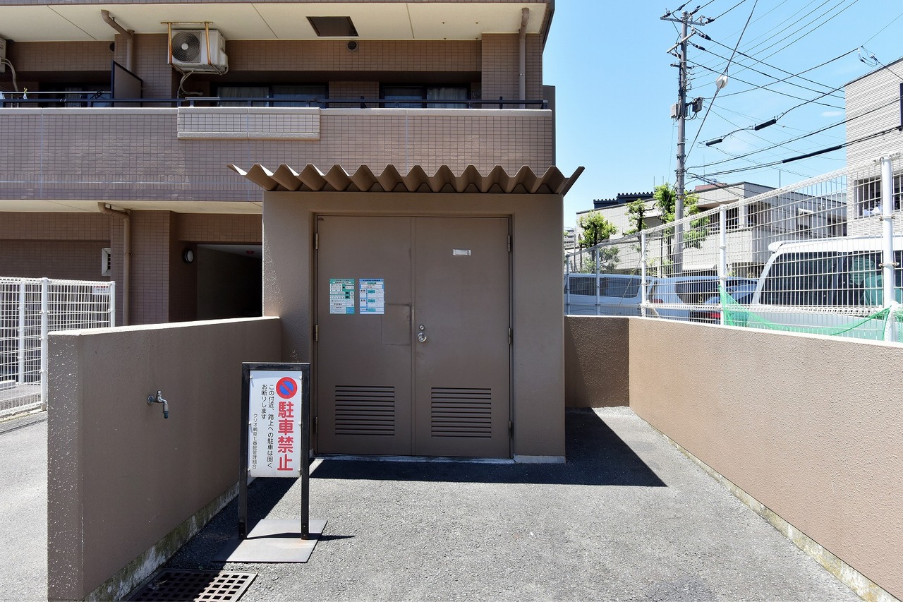 ゴミ置き場