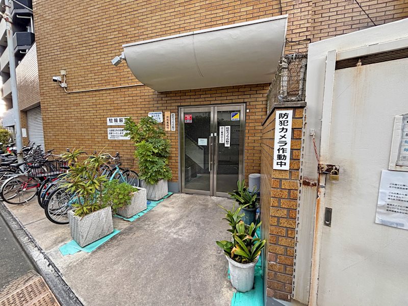住居棟エントランス