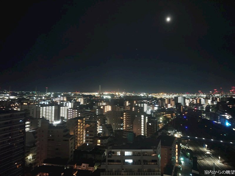 周辺に高い建物がなく、開放感を堪能できる15階からの景色。天気の良い日には、横浜ならではの美しい・・・