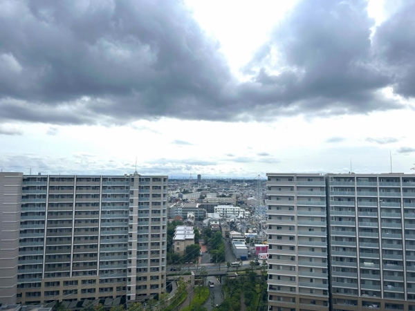 開放的な眺望です。天気が良ければ富士山を望めます。