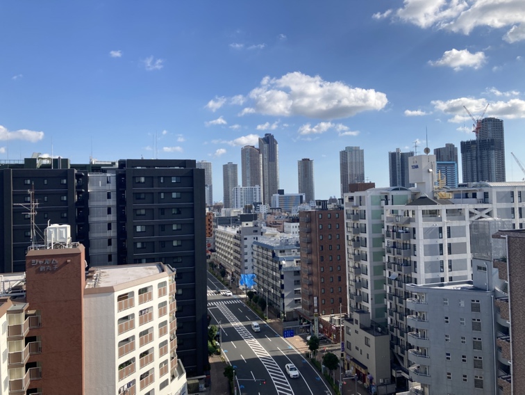 【住戸からの眺望】最上階12階部分に位置しています。街並みを眺めながらほっと一息リフレッシュできそうです。※眺望は将来にわたって保証するものではありません。