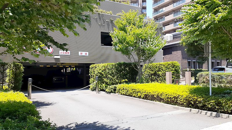 【自走式駐車場入口】