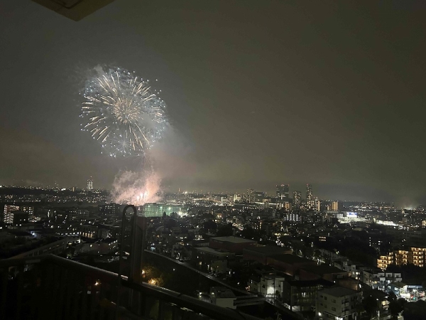 多摩川の花火大会を望む眺望。※天候による。