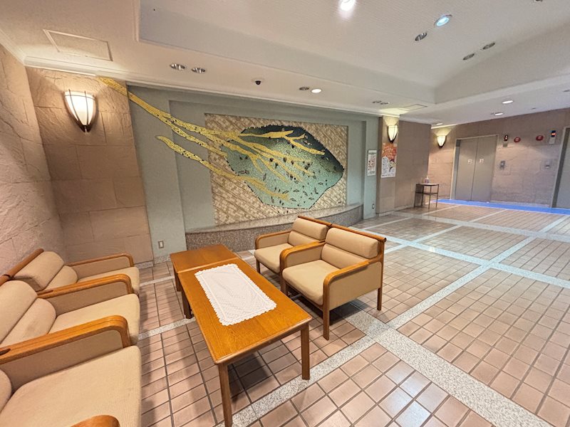 ＜エントランス・ロビー＞JR線「川崎」駅徒歩8分、京急線「京急川崎」駅徒歩7分。住宅・行政・商業一・・・