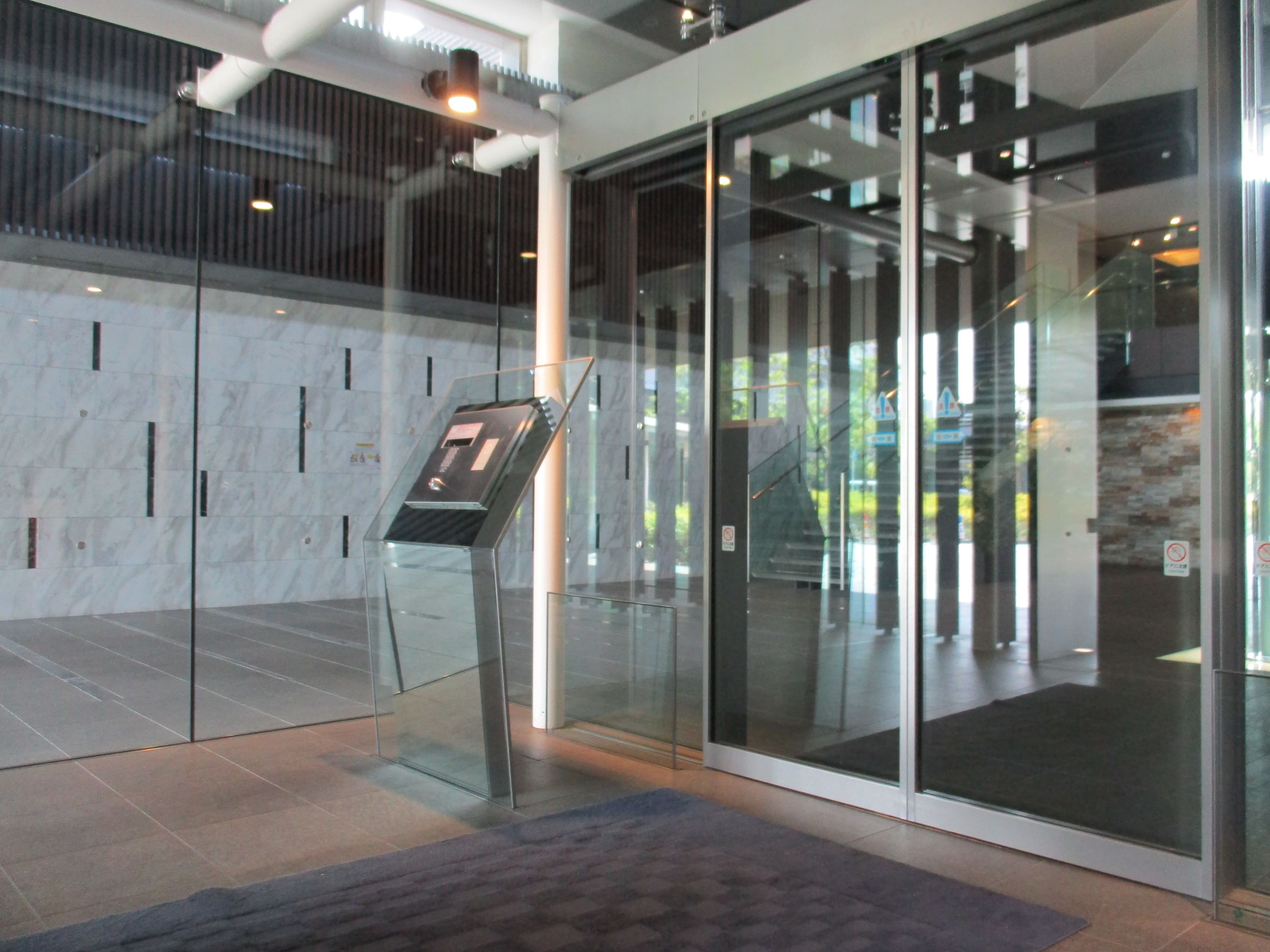 モニター付オートロックでセキュリティ面でも安心です。