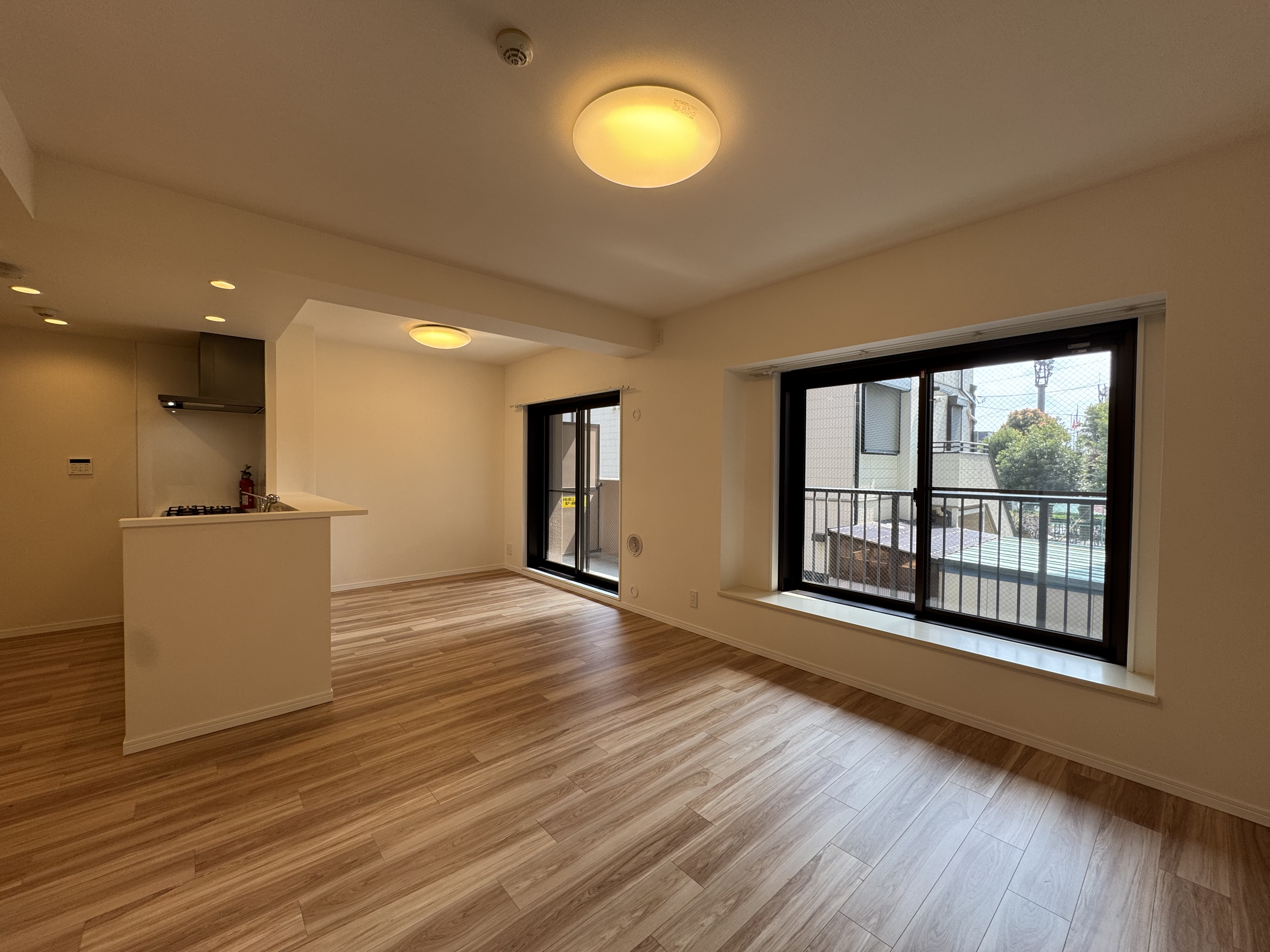 【オーベル大和】小田急江ノ島線・相鉄本線「大和」駅まで徒歩11分。2026年3月リノベーション済み南向き「3LDK＋WIC」の、開放的な角住戸です。