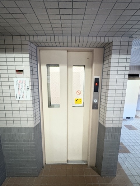 エレベーター有