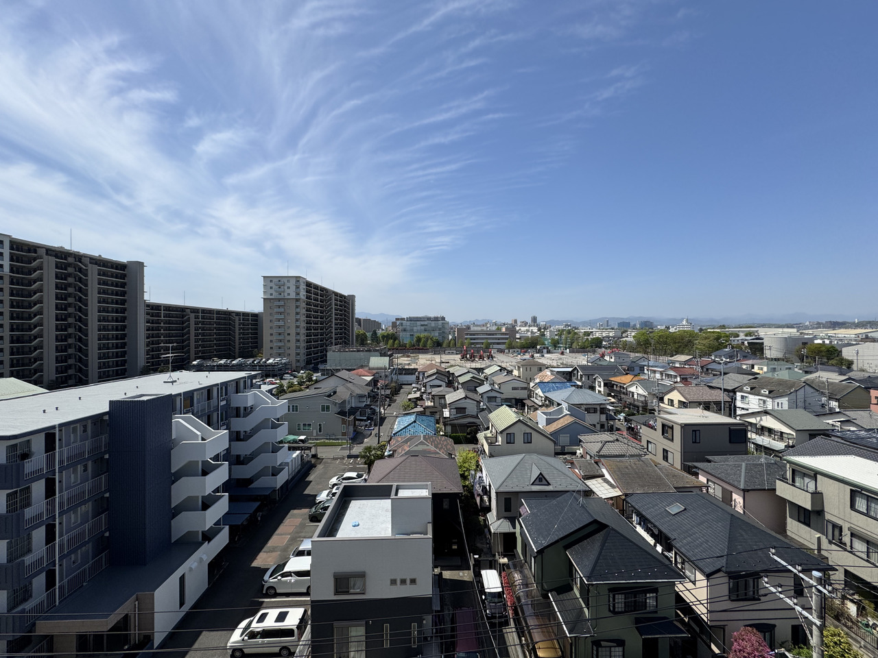 【住戸からの眺望写真】開放感のある空が広がります。晴れた日には気持ちの良い青空を楽しめ、ホッと一息リラックスできそうです。※眺望は将来に渡って保証するものではありません。
