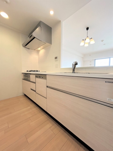 開放感のあるオープンカウンターキッチン