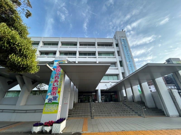 「厚木市役所」：徒歩5分（346ｍ）