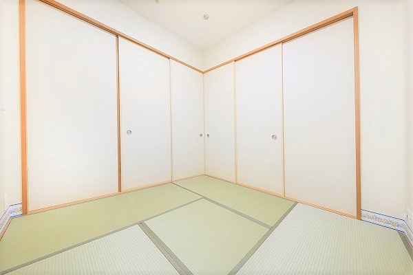 ●天袋付き押入れのある和室