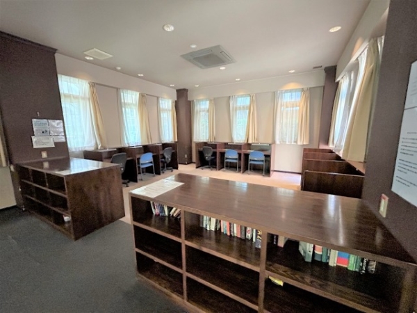 ●共用部ライブラリー　リモートワークやお勉強に！