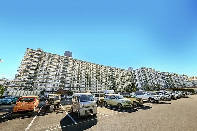 外観　駐車場