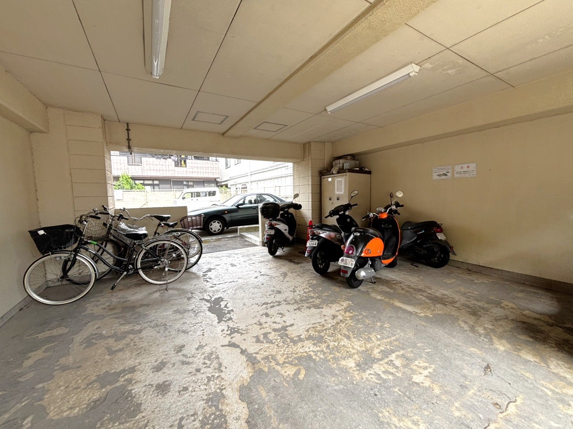 自転車・バイク置場