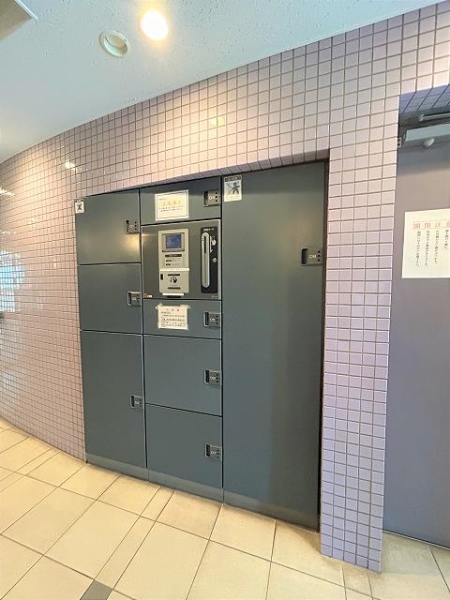 不在時でも荷物の受け取り可能な宅配ボックス
