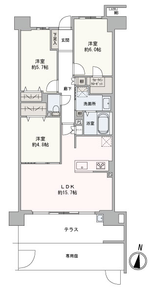 テラス・プライベートガーデンが備えられた住戸です。約15.7帖のLDKは南東向きで陽当たり良好。約6.0帖の洋室には、お洋服好きの方にも嬉しいWIC付き。
