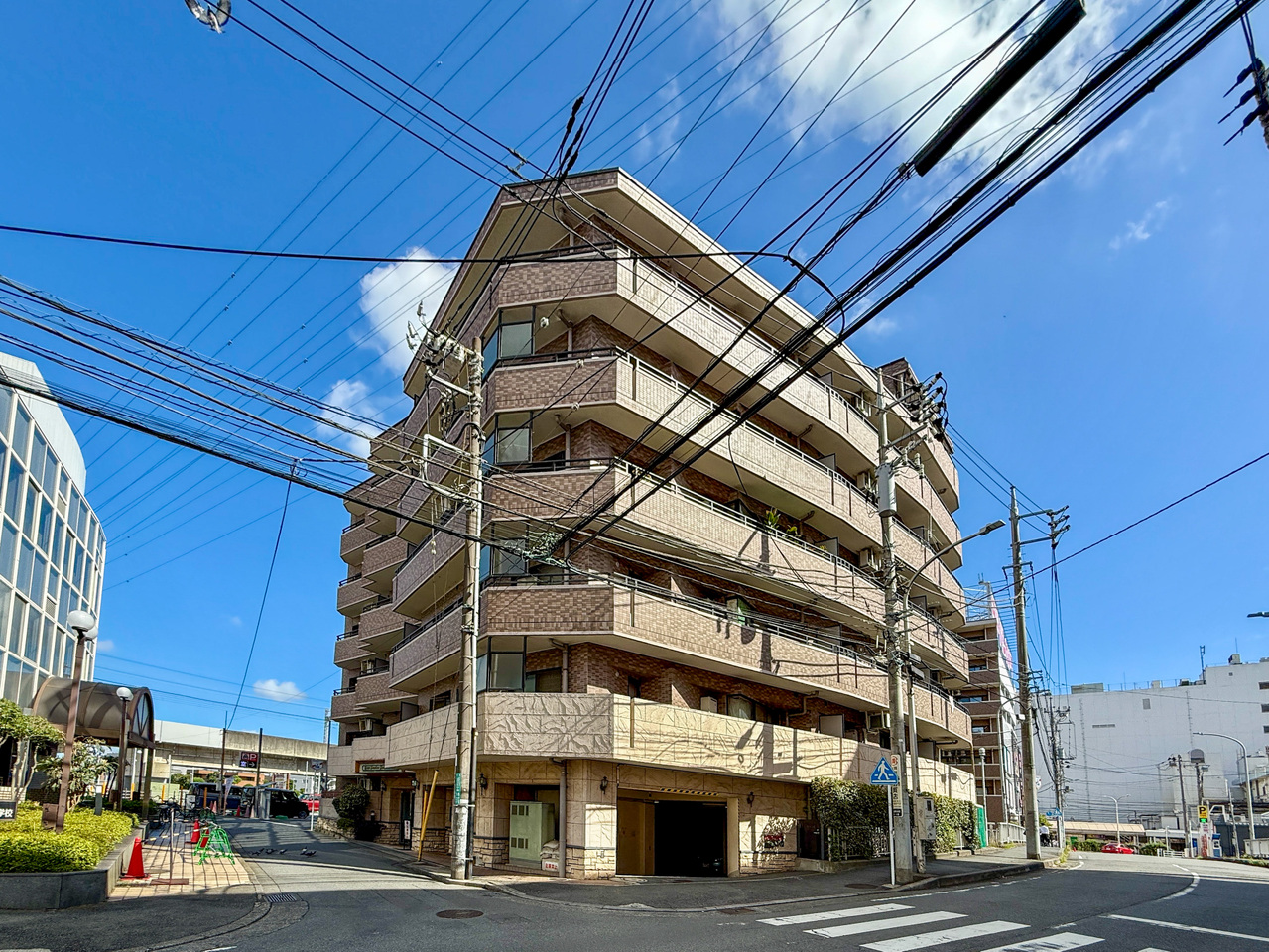 【ライオンズマンション町田駅前】JR横浜線「町田」駅まで徒歩2分。通勤・通学やお出かけの際に、駅近で嬉しい立地のマンションです。2沿線利用可能です。