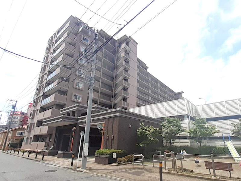 命・財産・暮らしを守る、安心安全の「免震構造」採用！