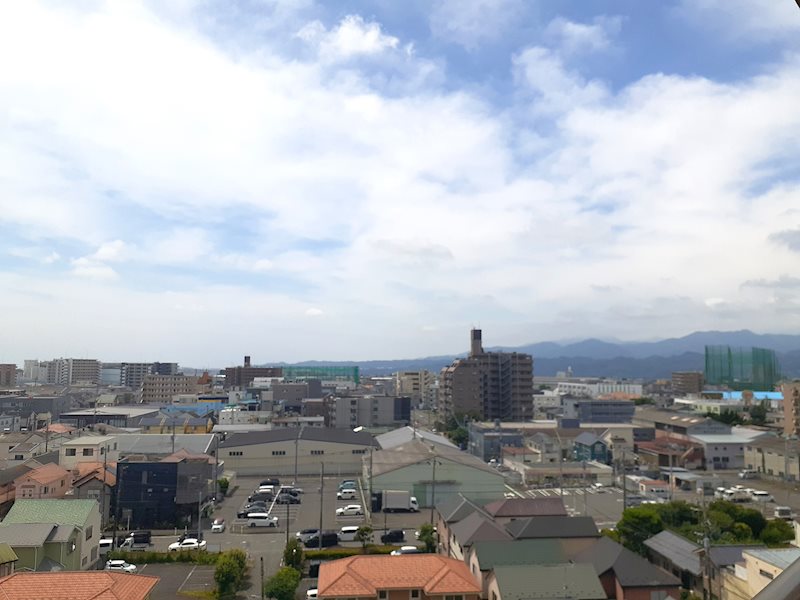 9階部分・南東向きにつき、陽当たり・眺望良好◎※バルコニーからの眺望