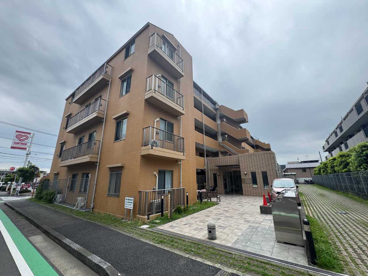 【ダイアパレス小田急相模原】小田急小田原線「小田急相模原」駅まで徒歩17分の立地。「新宿」駅へのダイレクトアクセスが叶います。