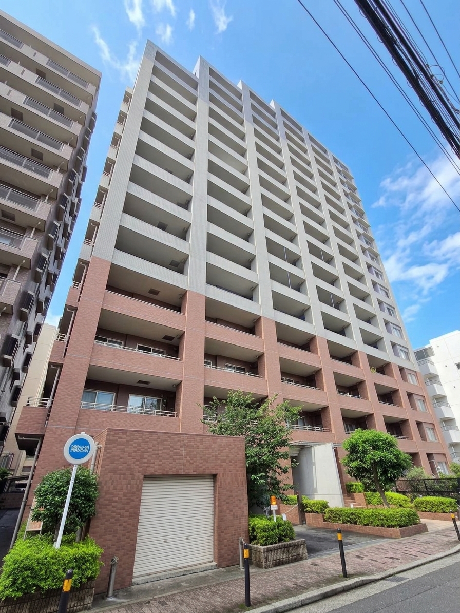 【アールヴェール町田森野】小田急小田原線「町田」駅まで徒歩5分、JR横浜線「町田」駅まで徒歩9分。SRC・RC造地下1階付き地上17階建て、総戸数186戸のマンションです。