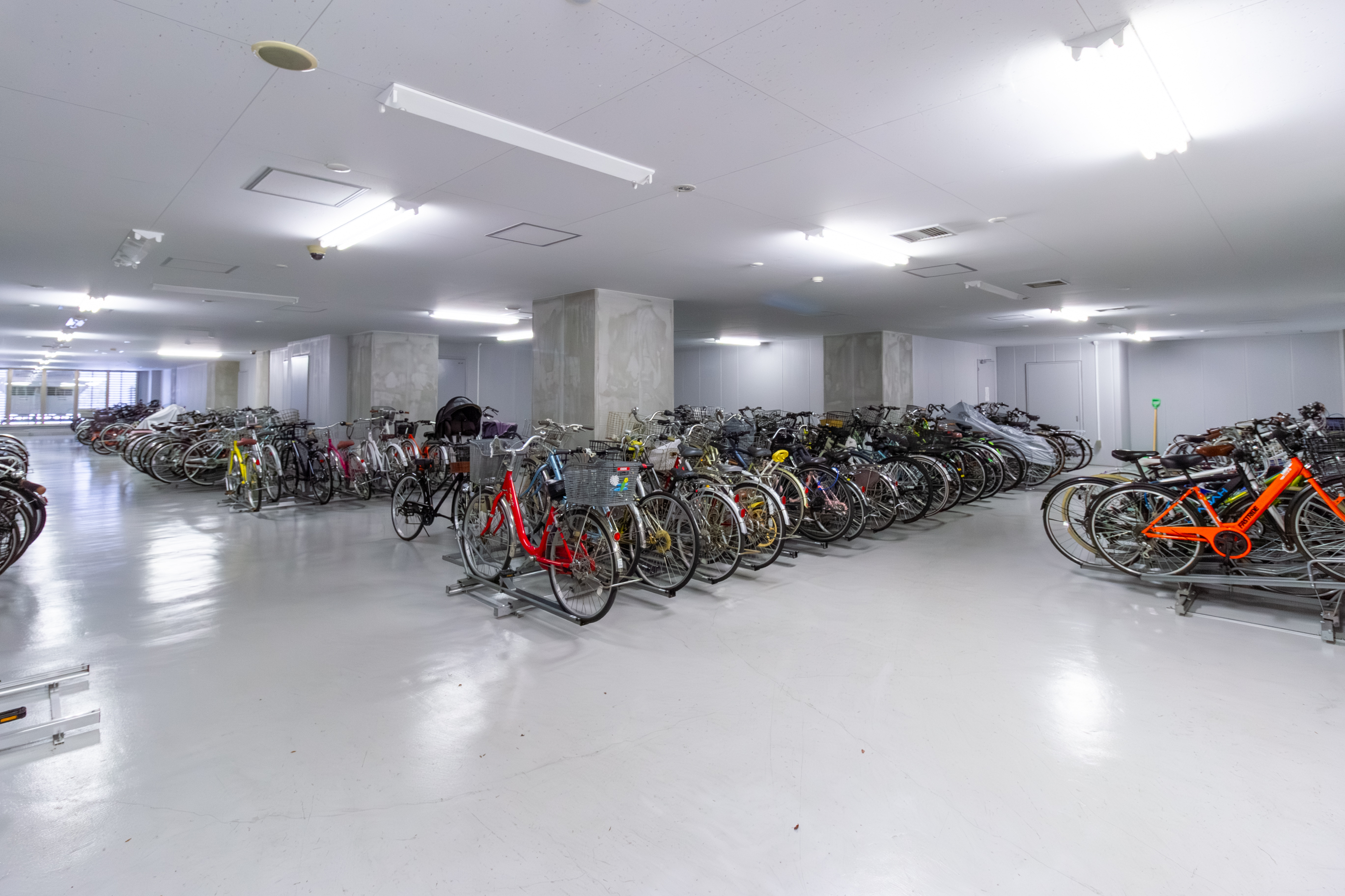 1階屋内自転車置き場です。（2026年1月10日現在：空き有）