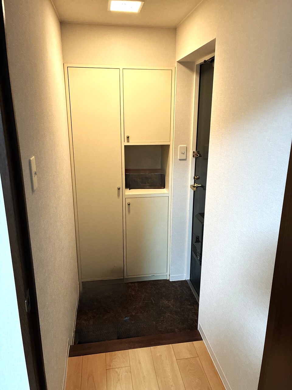 下駄箱のある玄関