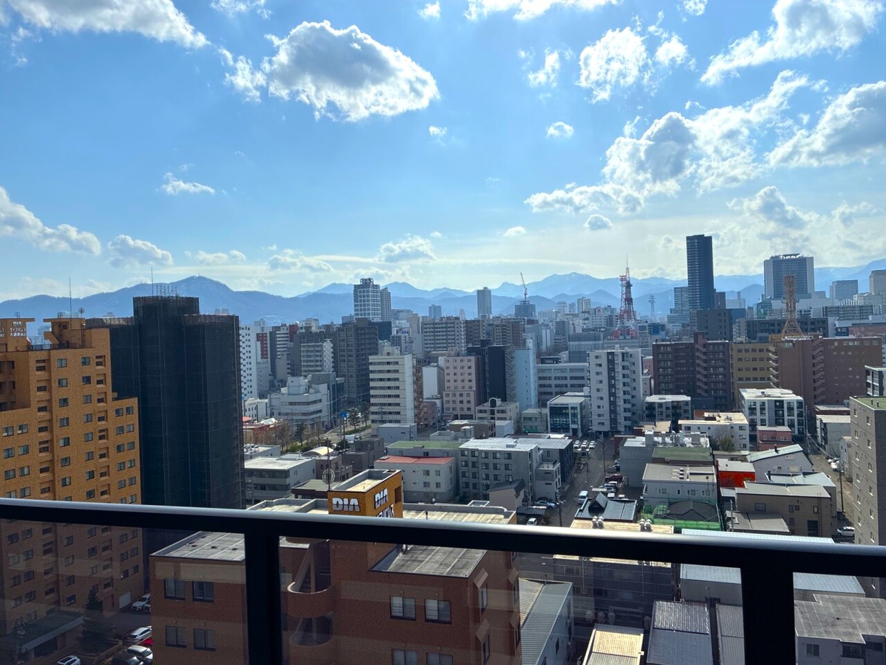 西側バルコニーからの眺望