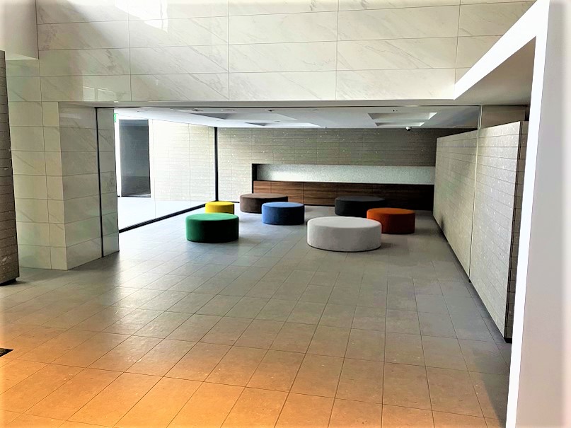 エントランスホール