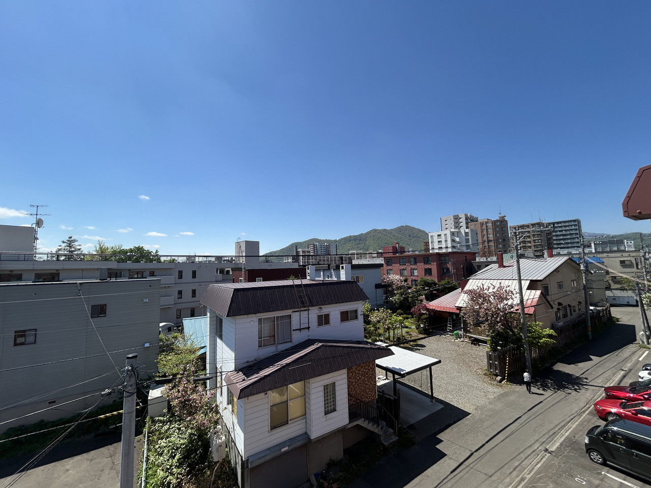 リビングからの眺望です。前方に高い建物が無いため眺望良好です。