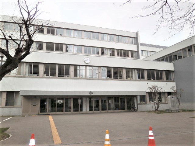 中央中学校